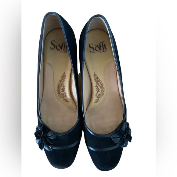 NWOT Black suede and leather Softt kitten heel shoes, size 8. - Picture 2 of 5